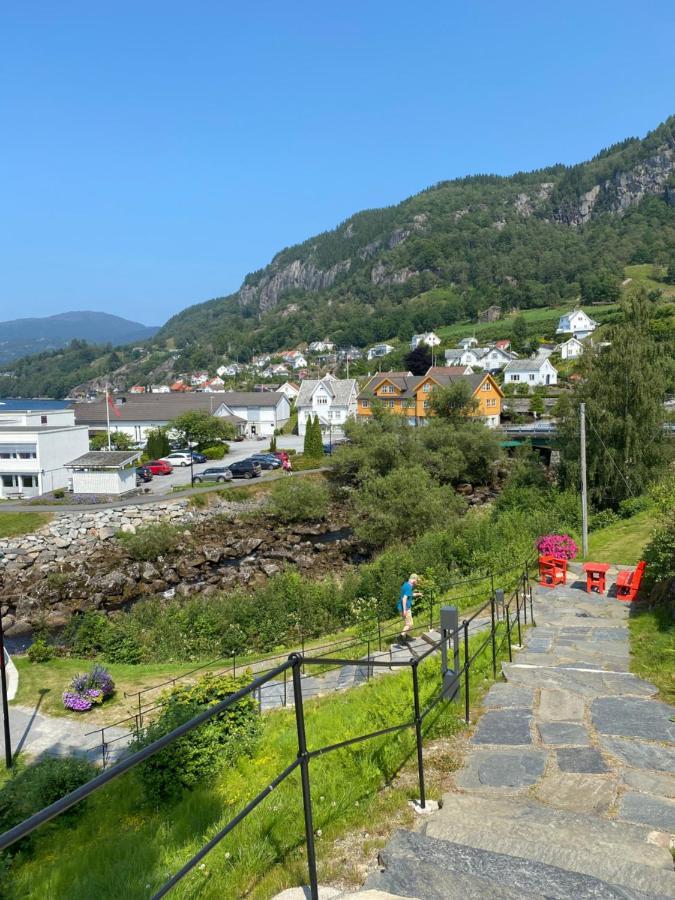 Dada Apartment Hjelmeland ภายนอก รูปภาพ