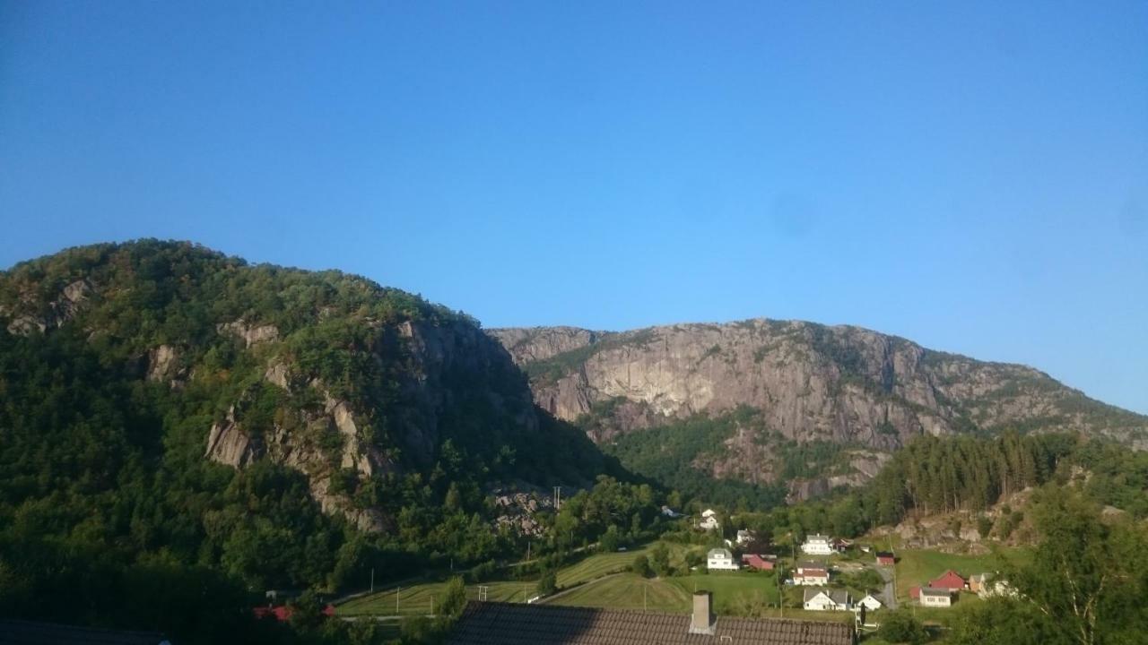 Dada Apartment Hjelmeland ภายนอก รูปภาพ