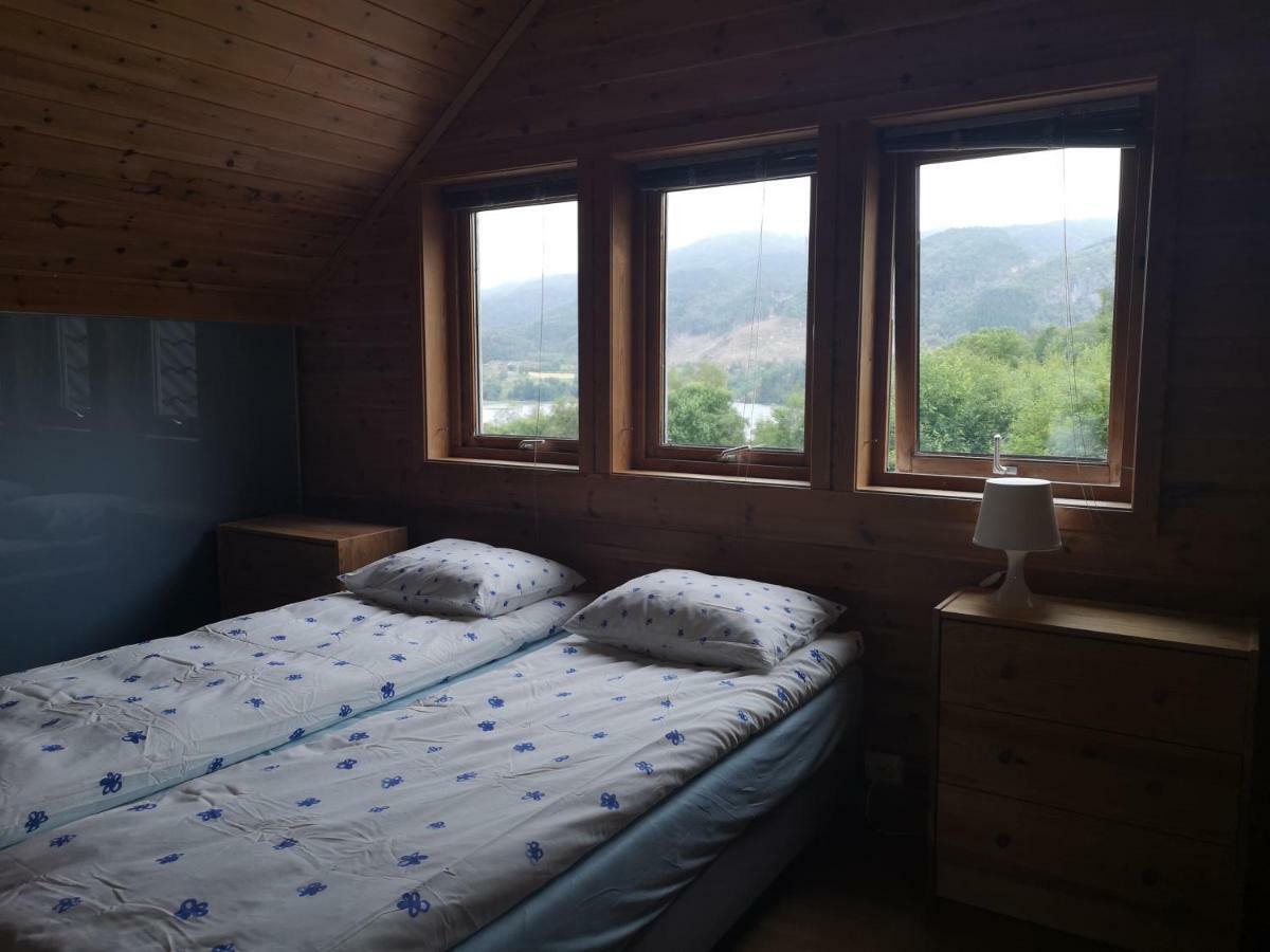 Dada Apartment Hjelmeland ภายนอก รูปภาพ