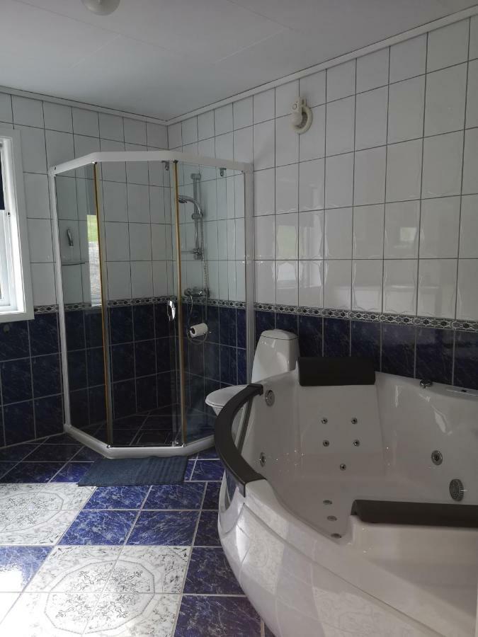 Dada Apartment Hjelmeland ภายนอก รูปภาพ