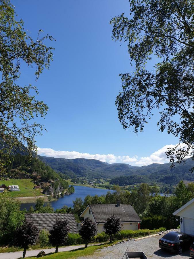 Dada Apartment Hjelmeland ภายนอก รูปภาพ